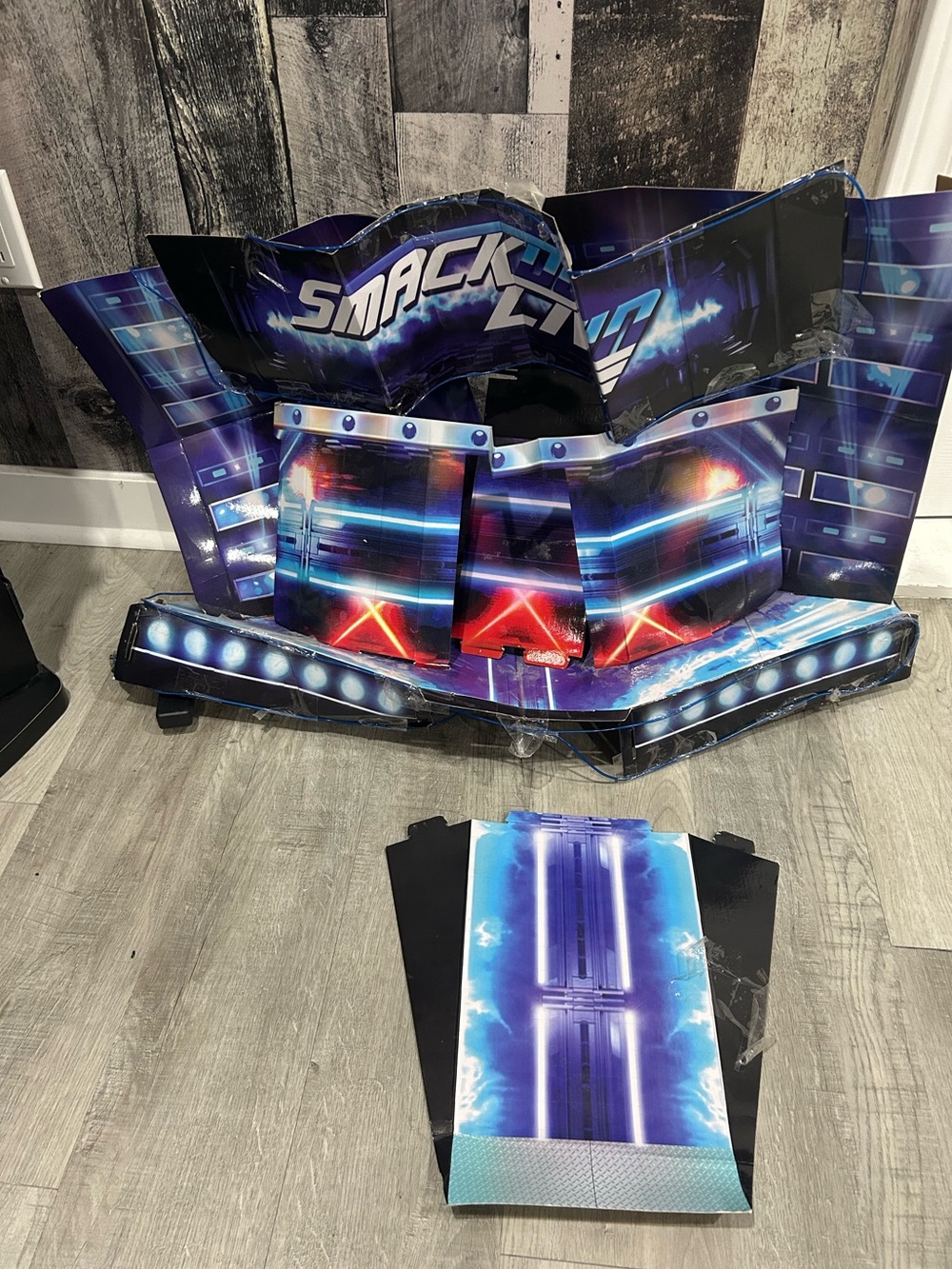 WWE Authentic Scale Pop up Playset-Smackdown live Stage RARE Plz See description
